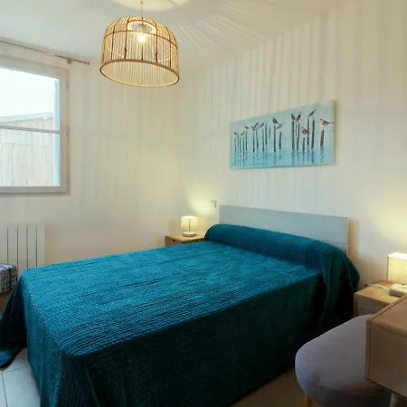 Hébergement de vacances Naujac-sur-mer, 4 Pièces, 6 Personnes - Fr-1-440-50